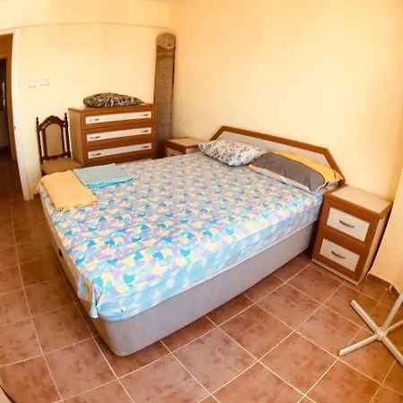 Ada Life || Villa Near Ladies Beach - Summer Enjoyment || Nk20 - #117009 度假居 *